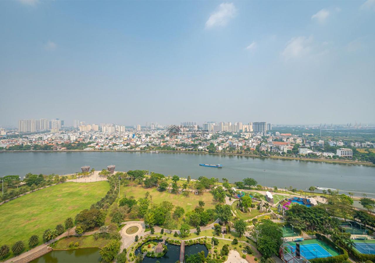 The Vinhomes Central Park Apartments - The Buildings Surrounding Landmark 81 胡志明市 外观 照片